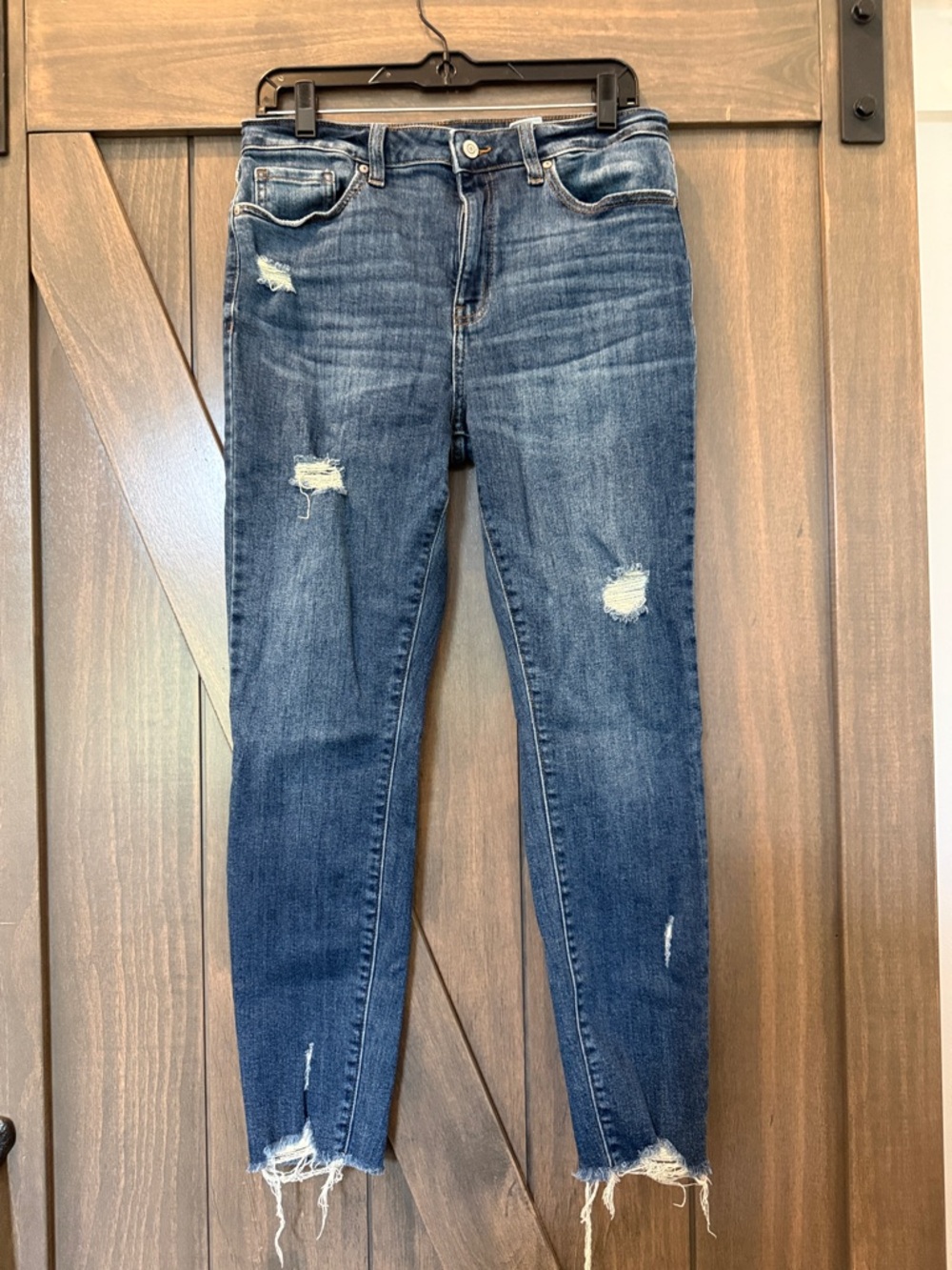 Women’s Dark Wash Distressed Jeans - Blue